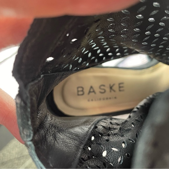 Baske California Aura Black Suede Peep Toe Booties Size 9 - Picture 10 of 10